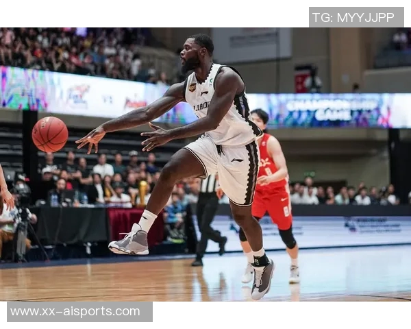 史蒂芬森晒大韩与经纪人单挑视频大韩模仿其舞步引热议